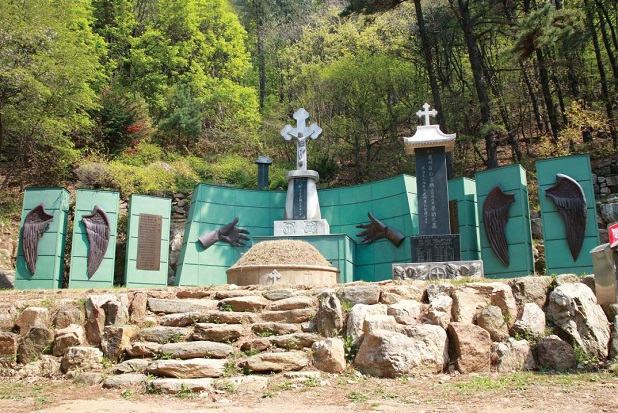 Thánh địa Choi Kyung Hwan