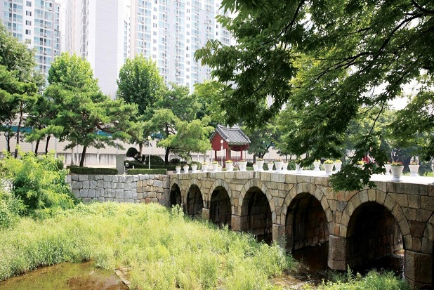 Cầu Manan